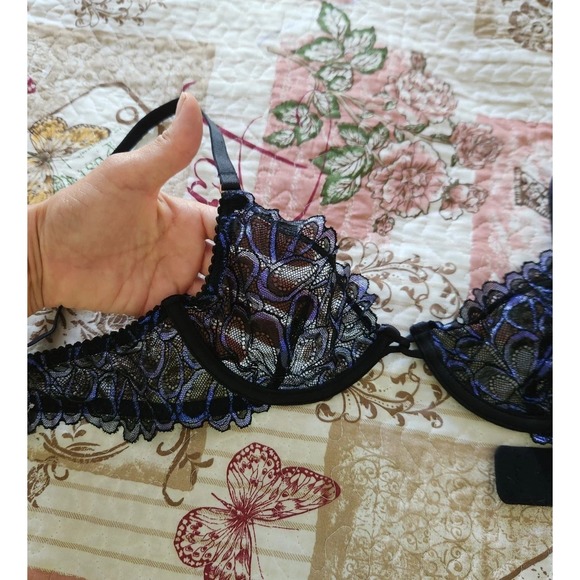 SAVAGE X FENTY Women's‎ Lace Bra Blue and black unlined Size 32B - Picture 10 of 11